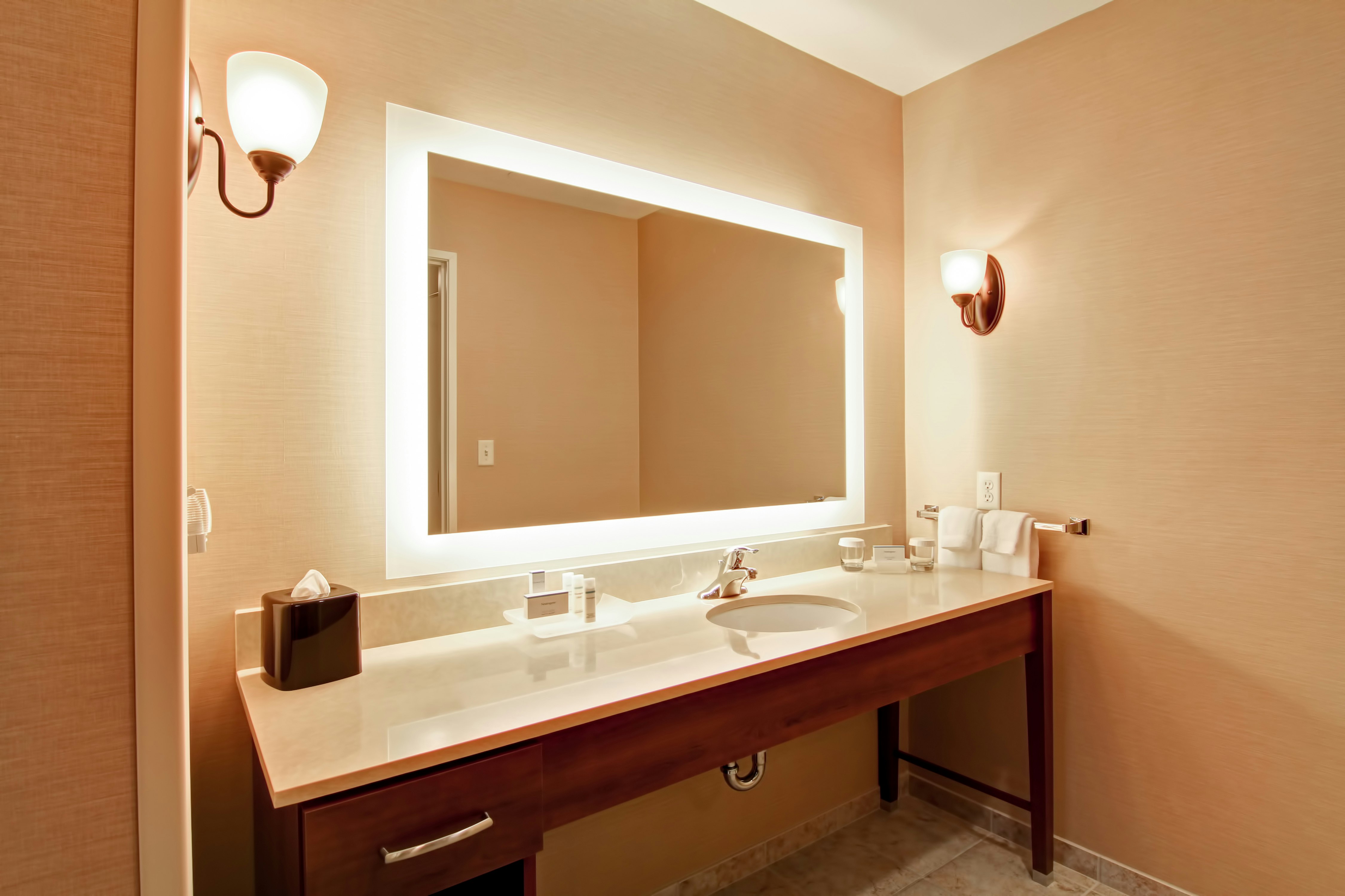 1 Bedroom, Suite, 2 Queen Beds, Water View, Homewood Suites by Hilton Richland 2/2