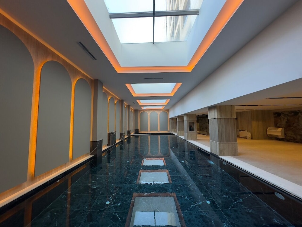GRAND VM CONFERENCE & SPA 27/50