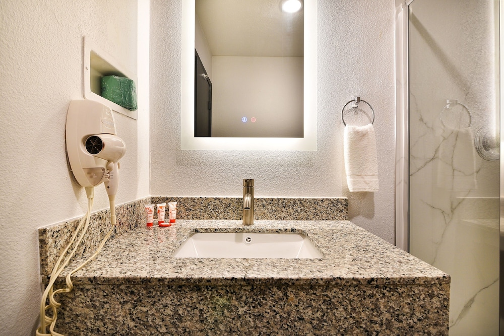 OYO Hotel Shreveport Airport North 51/60