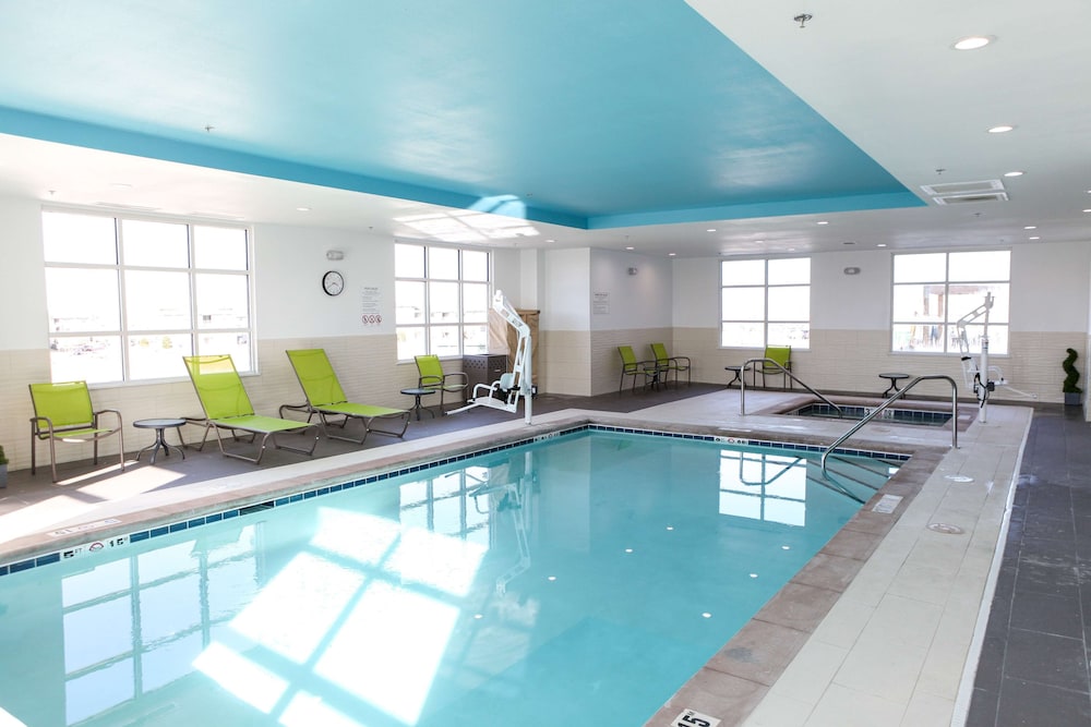 Hampton Inn and Suites Lafayette Medical Center CO 1/57