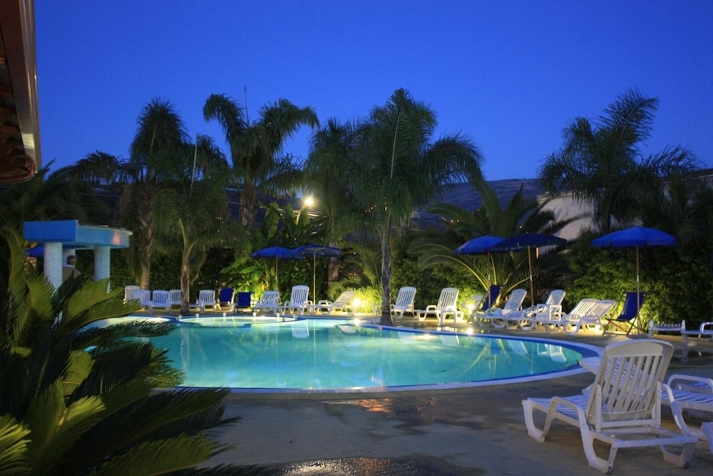 Residence Hotel La Taverna 42/50