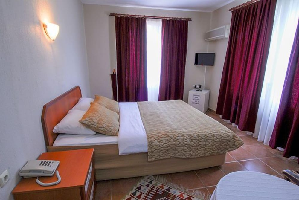 hotel alize 13/23