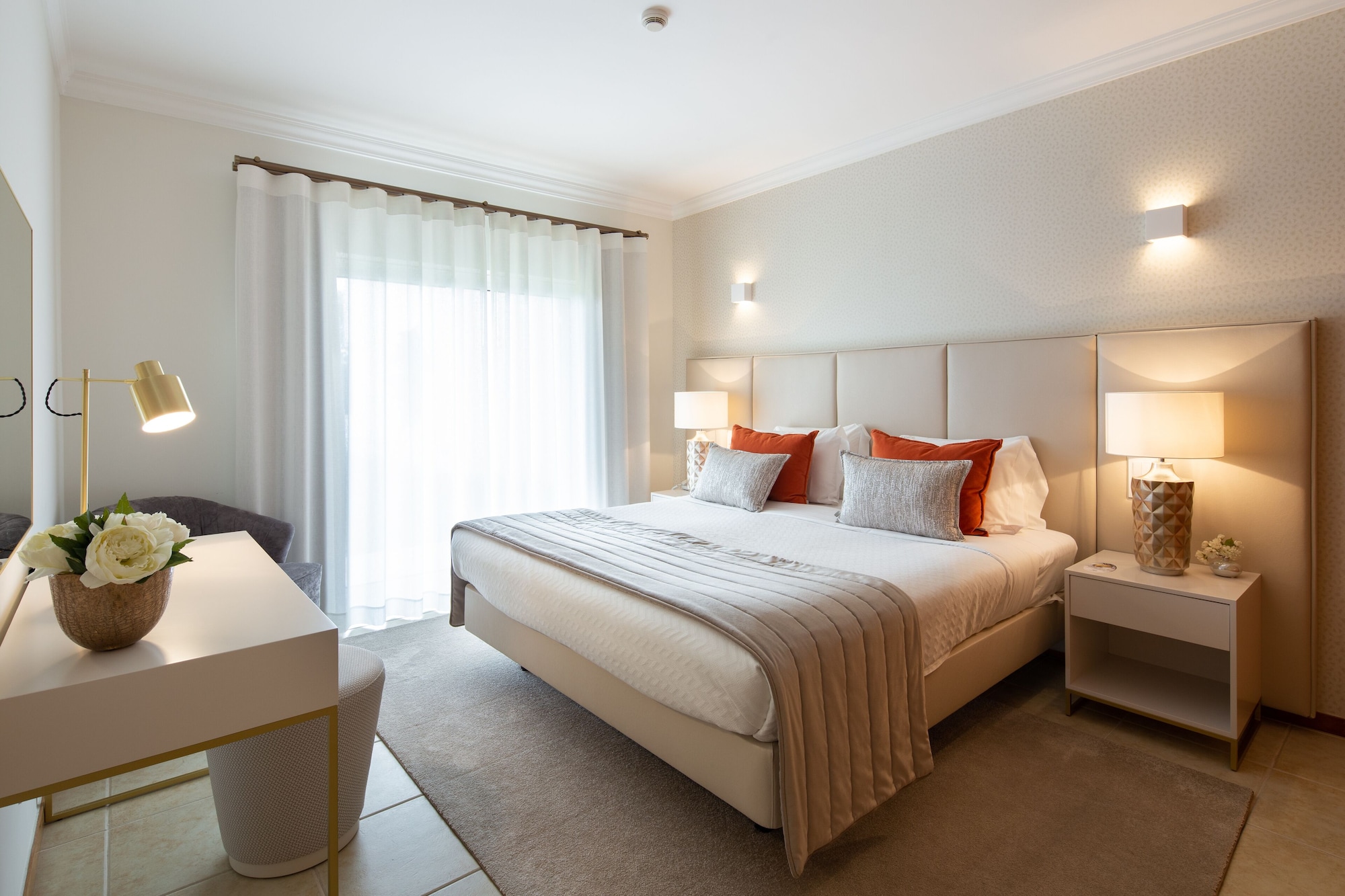 2 Bedrooms, Deluxe, Apartment, King and Twin Beds