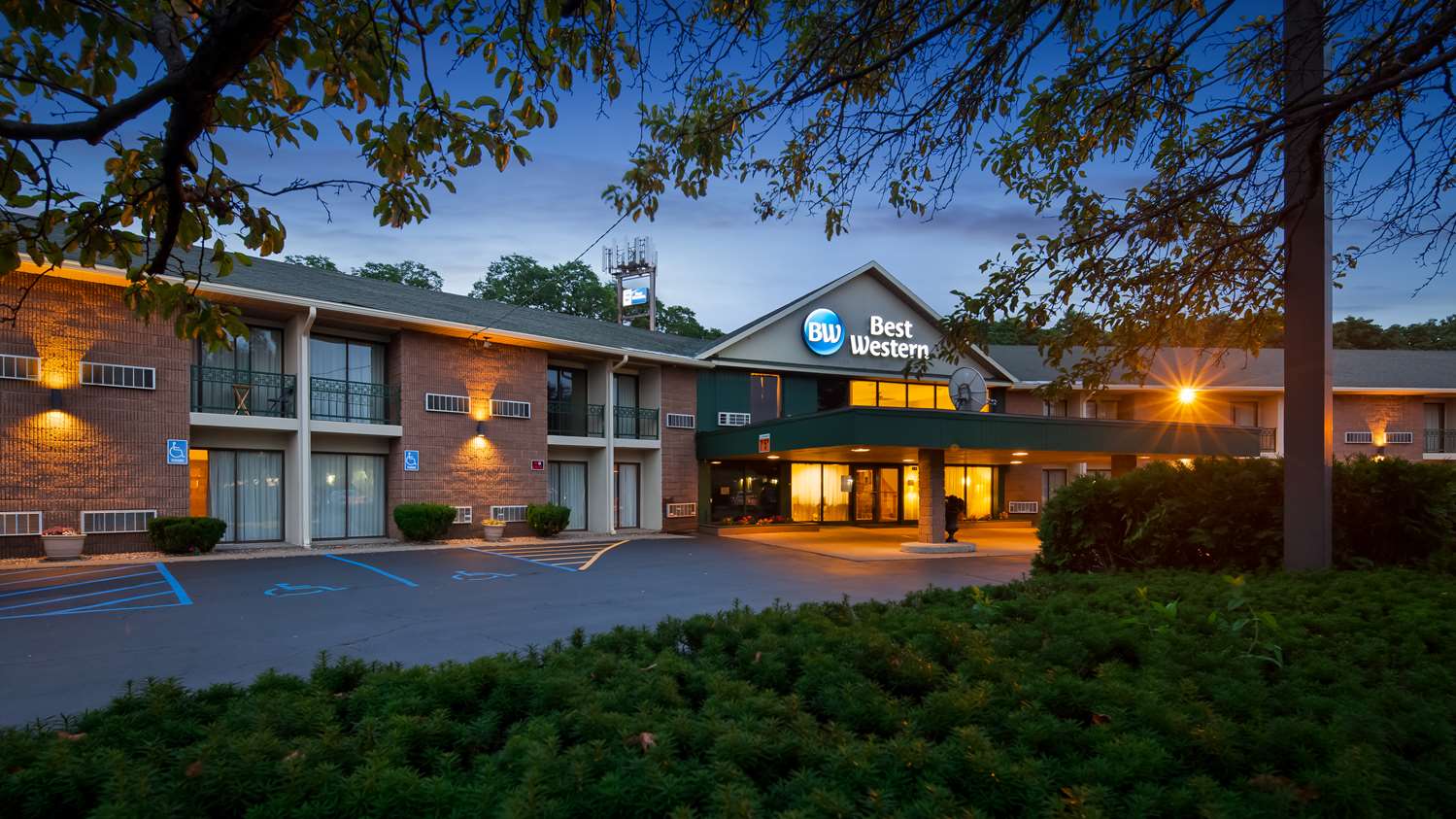 Best Western Clifton Park 2/33