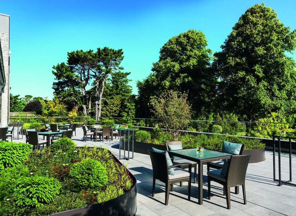 The Dunloe Hotel Gardens 4/58