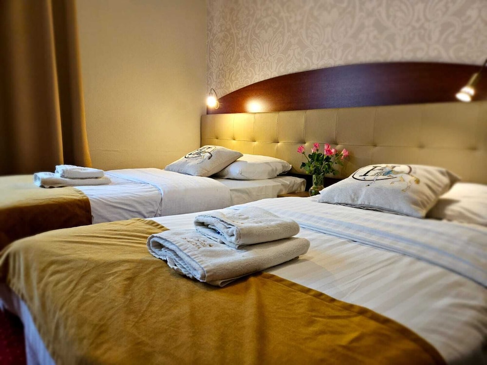 Hotel Galicja 16/70