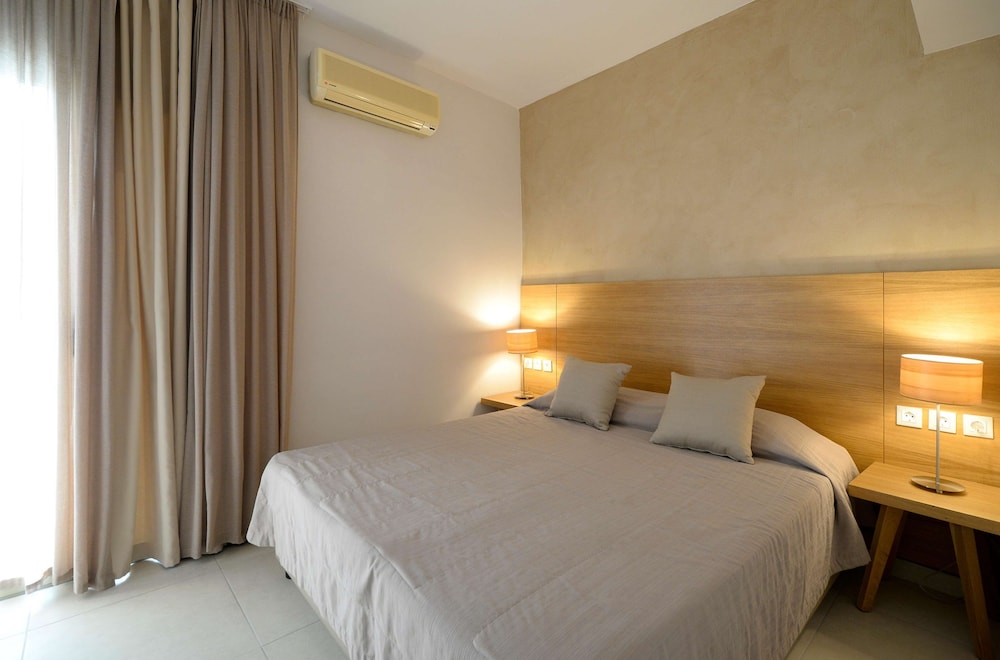 Golden Beach Hotel 15/49
