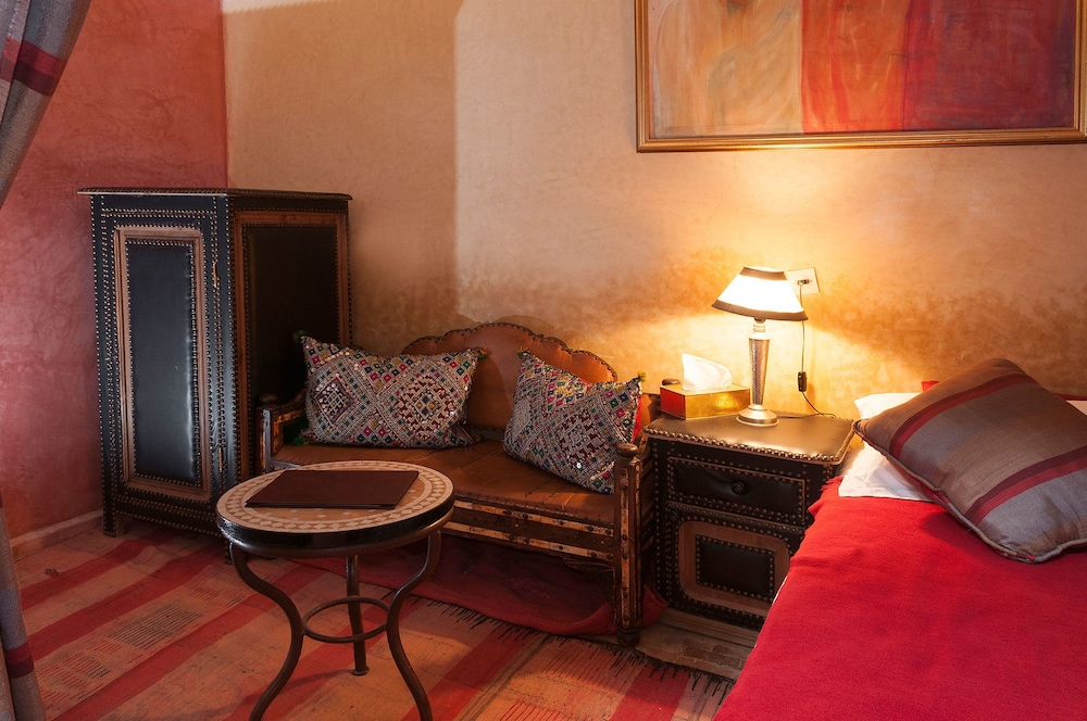 LA MAISON NOMADE 67/77