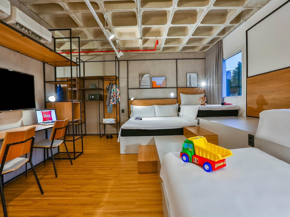 Ibis Sao Paulo Morumbi 57/75