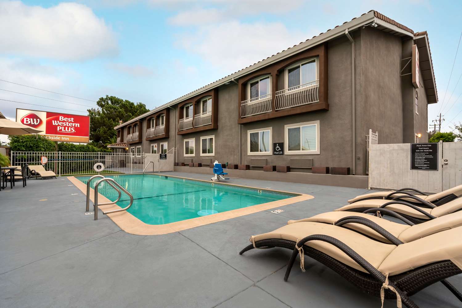 Best Western Plus Brookside Inn 58/62