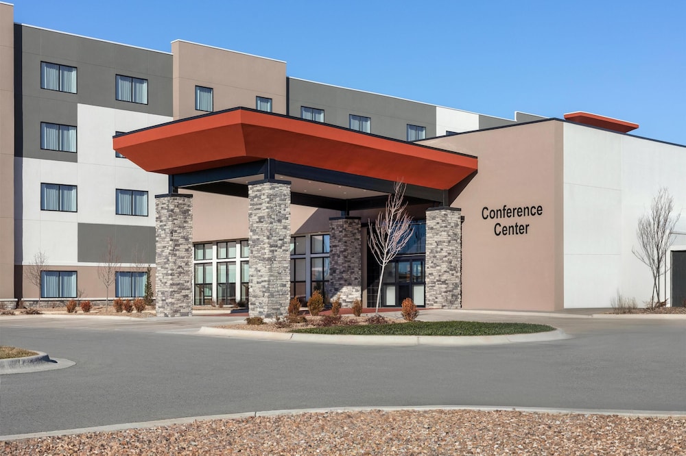 Hilton Garden Inn Wichita Airport 42/47
