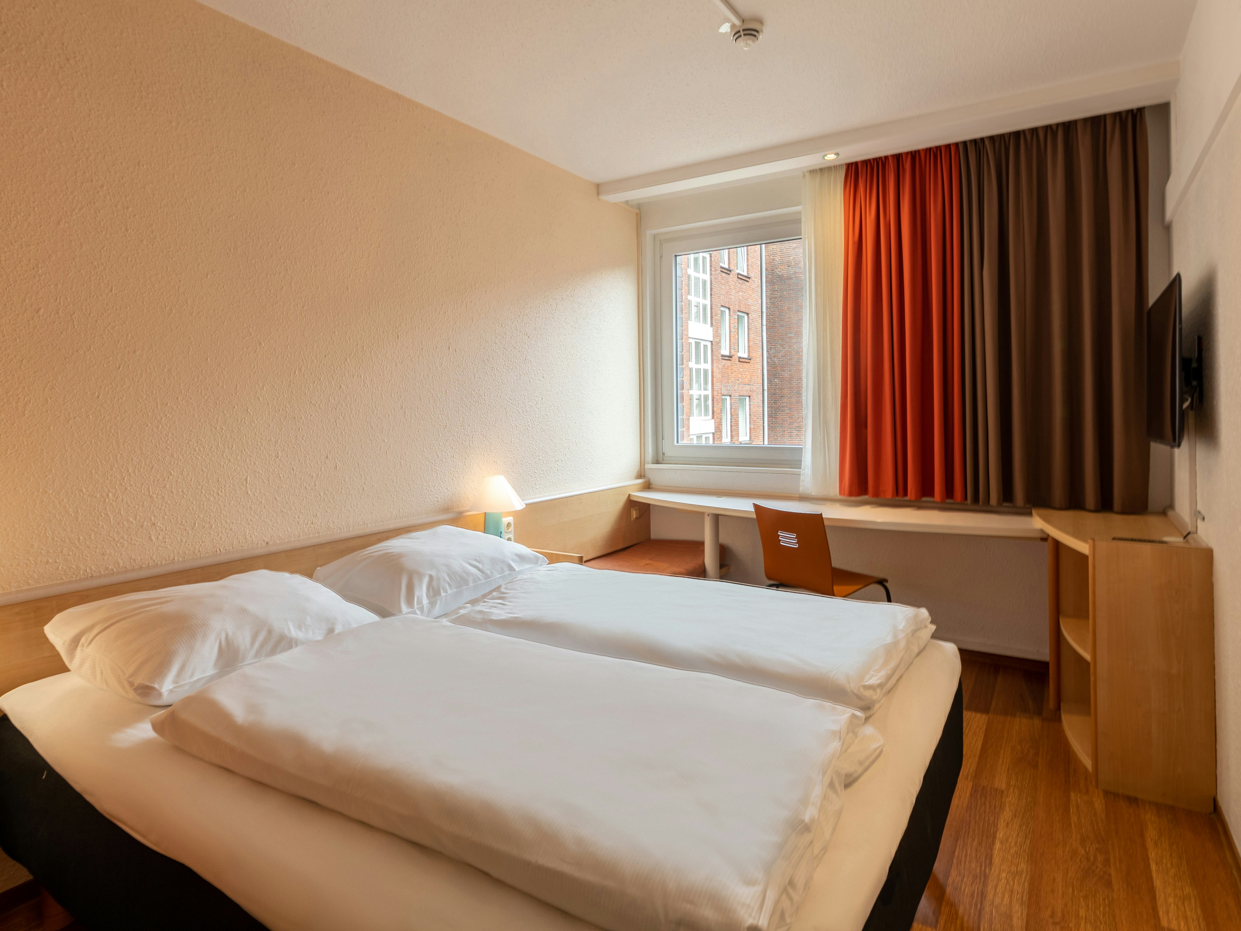 B&B Hotel Duisburg Hbf-Nord 7/30