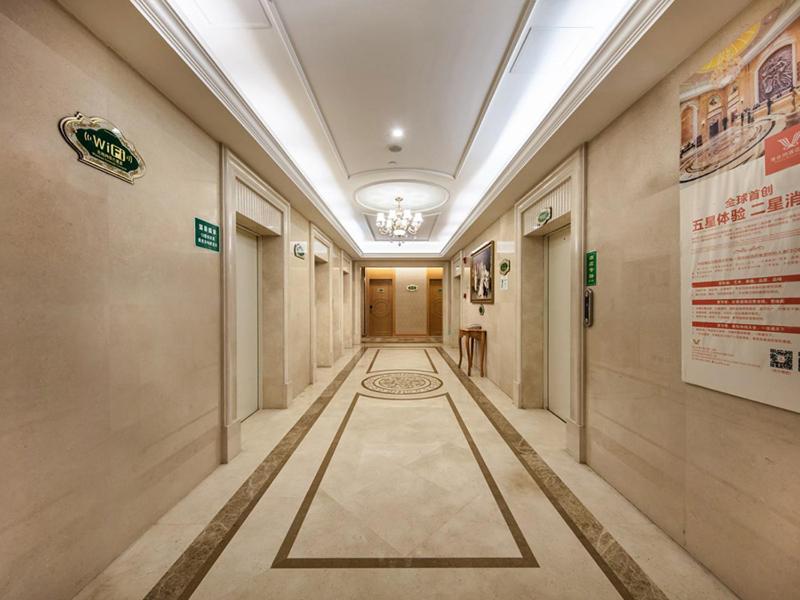 Vienna International Hotel (Fuzhou Cangshan Wanda) 13/38