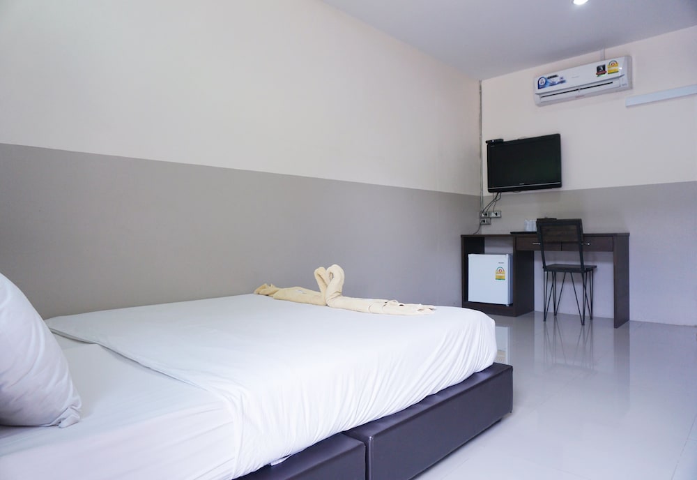 Puangpech Hotel 13/27