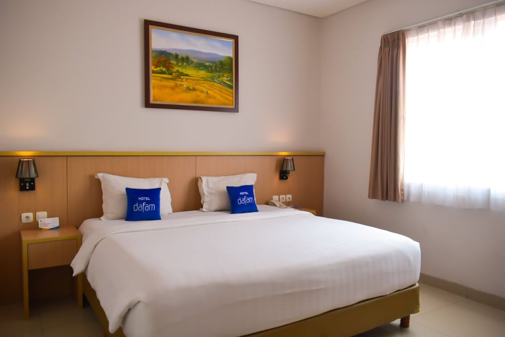 Hotel Dafam Rio Bandung 10/59