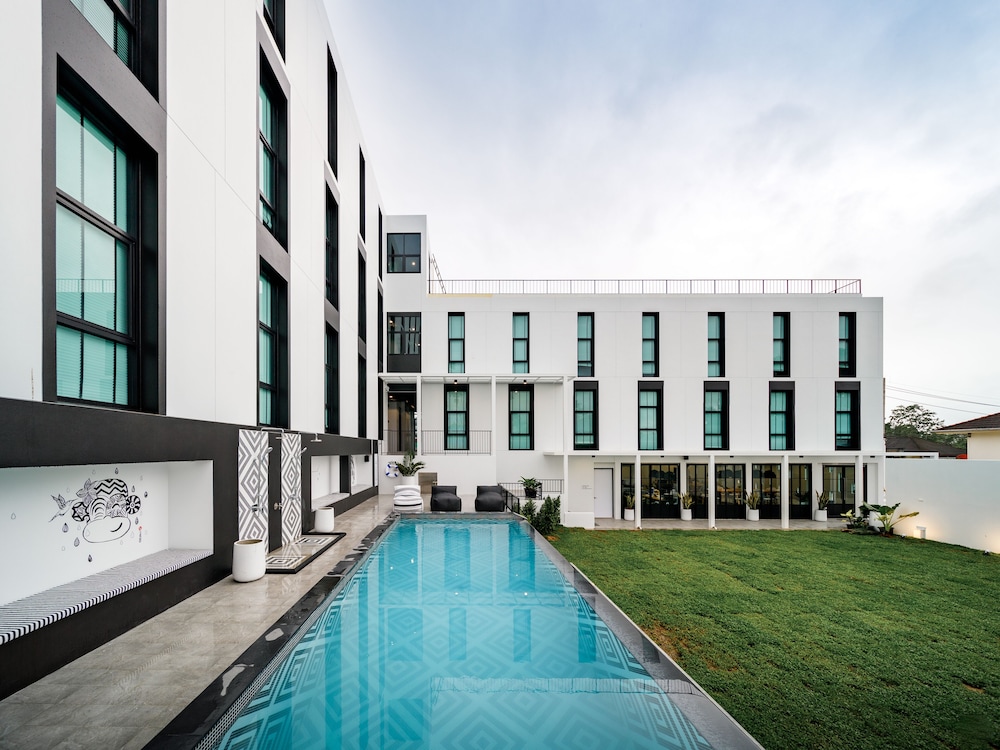 Blu Monkey Hub and Hotel Ranong 39/46