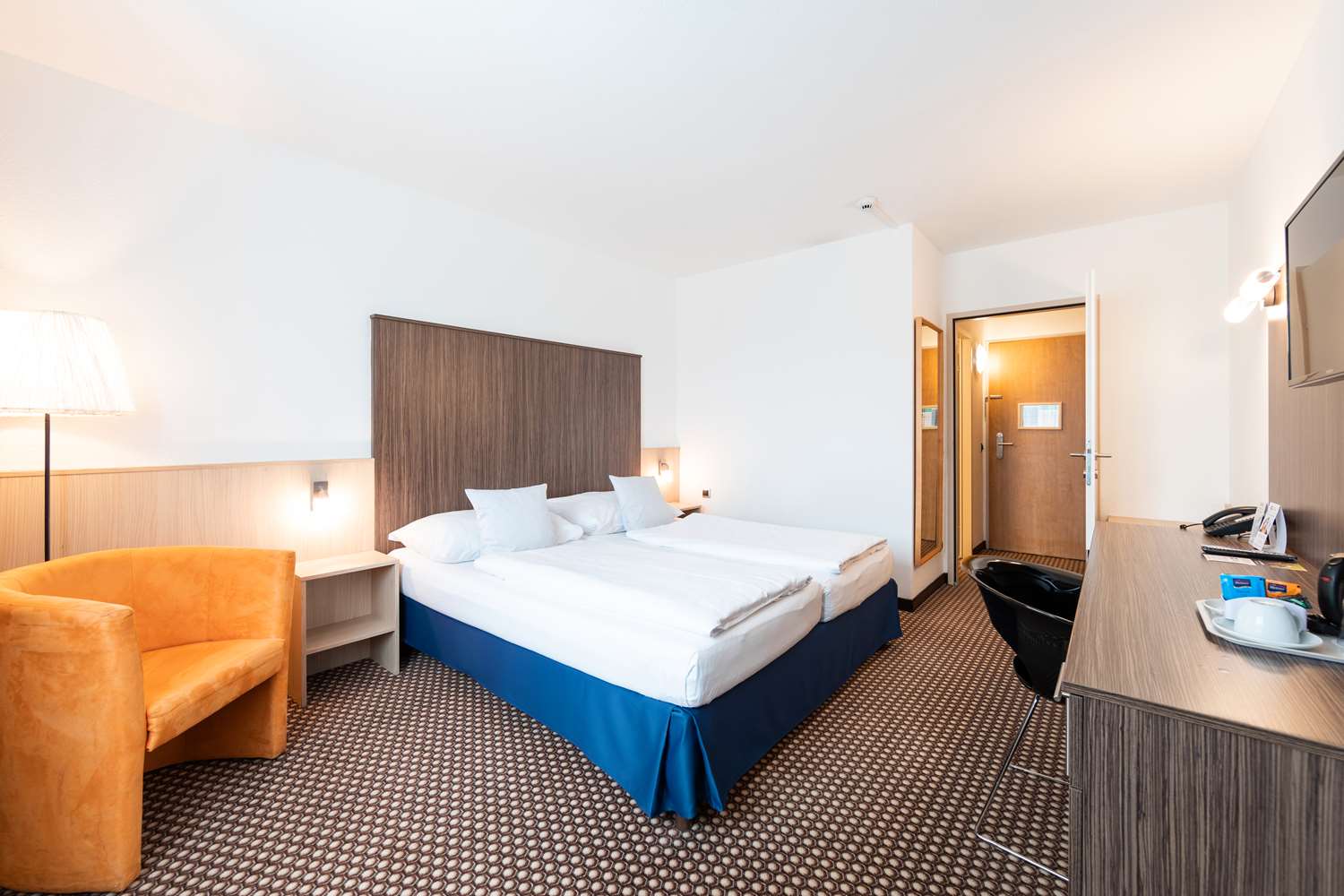 Smart Hotel Voesendorf 28/66