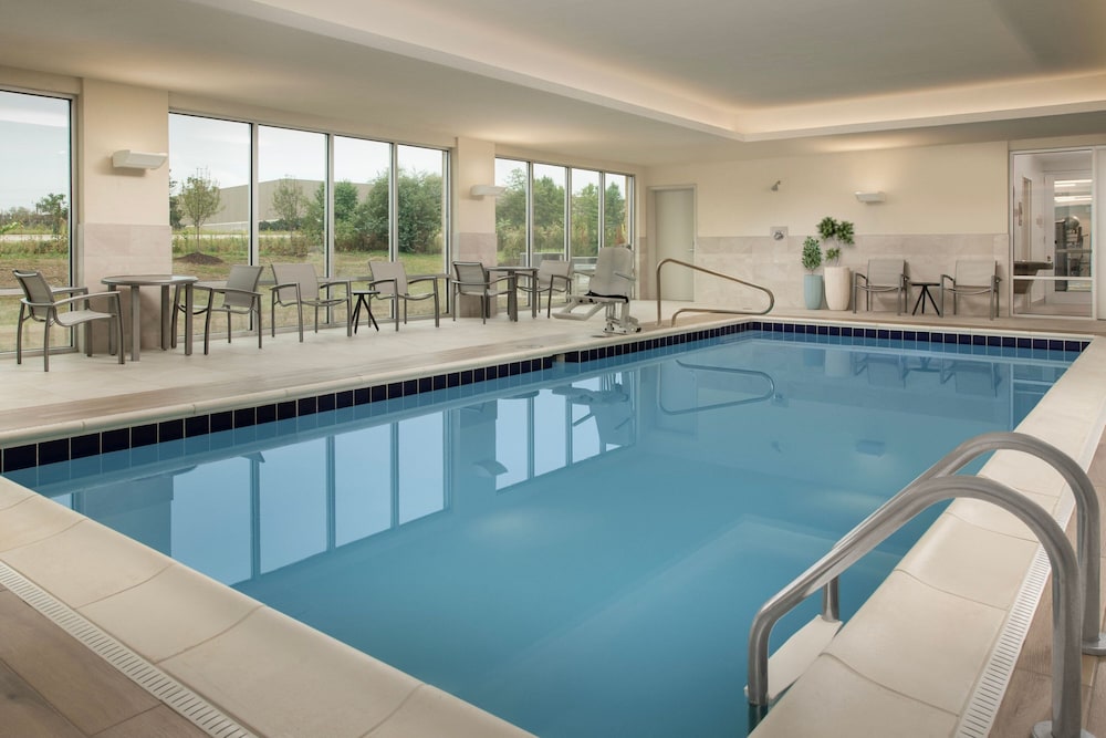 TownePlace Suites by Marriott Cincinnati Mason 12/28