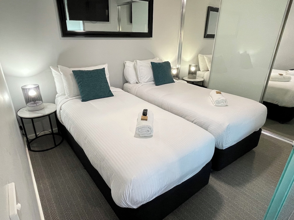 2 BEDROOMS, PRESTIGE