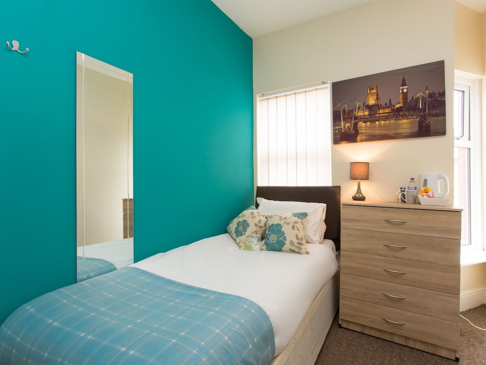 Townhouse @ Minshull New Road Crewe 8/25