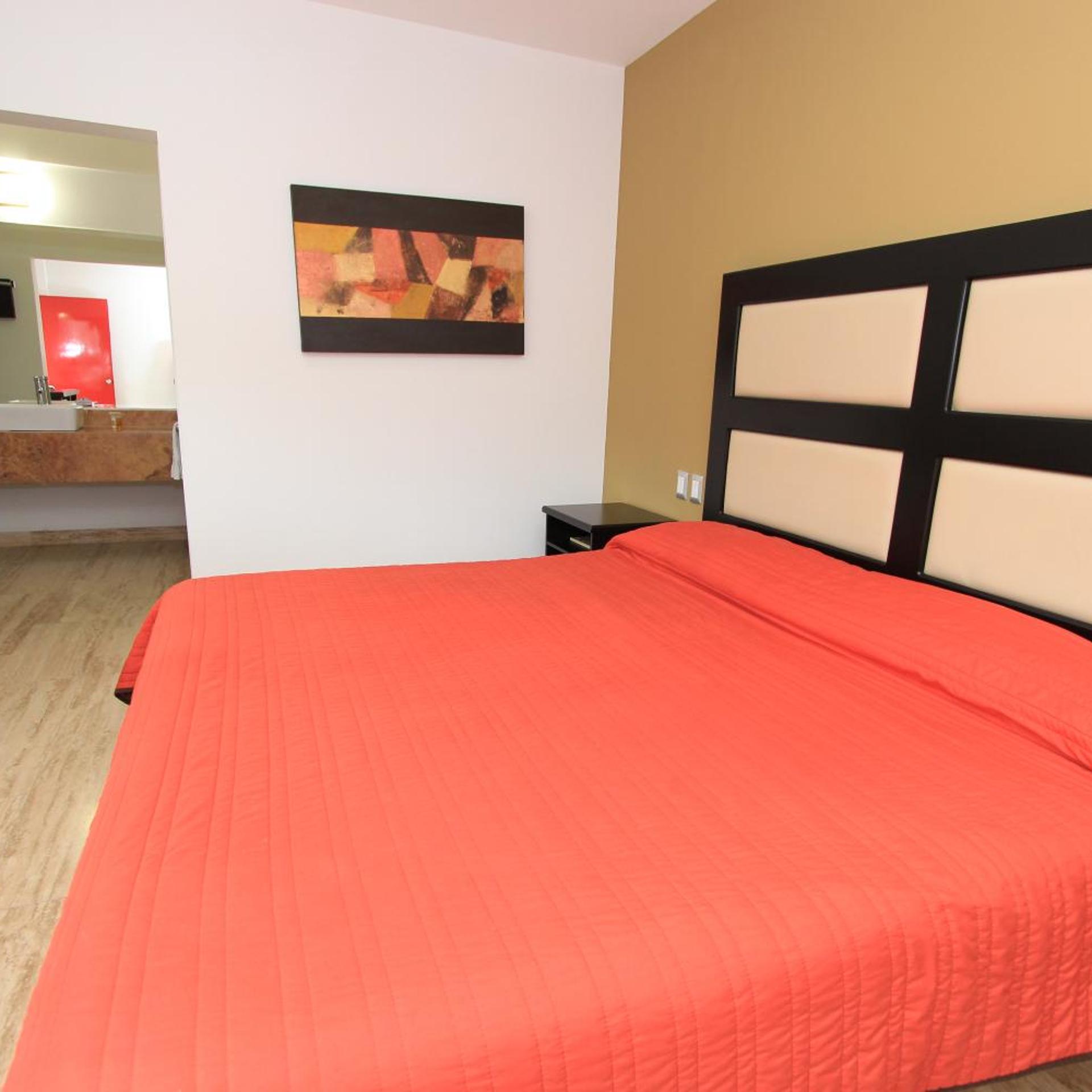 Hotel 5 Inn 17/50