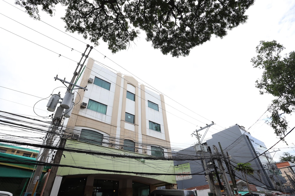 苹果树套房酒店(OYO 210 Apple Tree Suites) 图片3