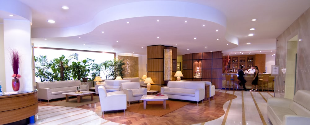 Holiday Inn Cagliari 32/41