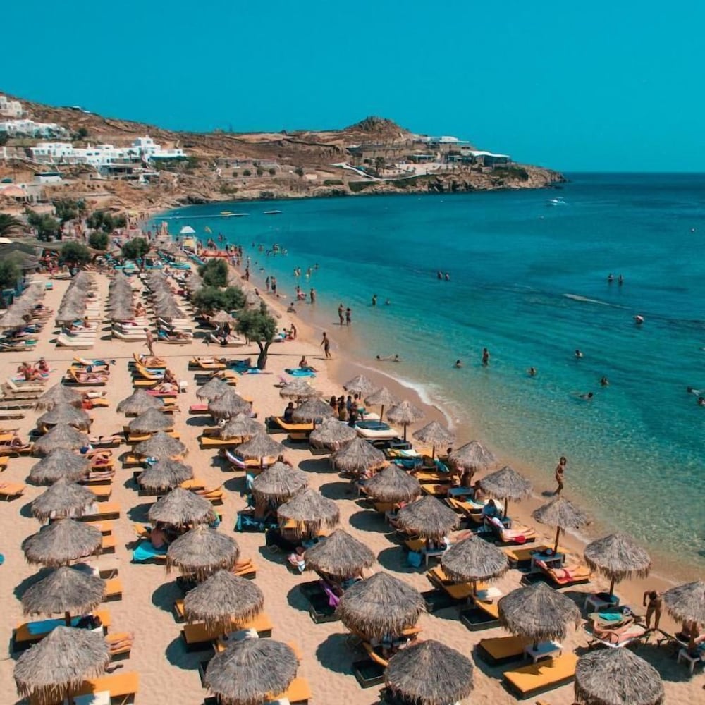Paradise Beach Resort - Adults Only 60/69