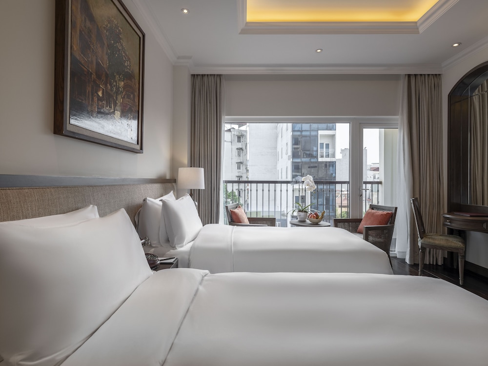DELUXE, BALCONY