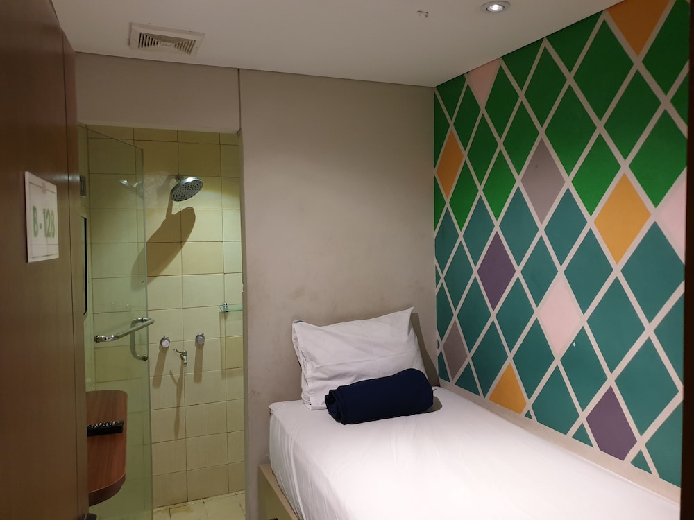 Subwow Hostel 20/40