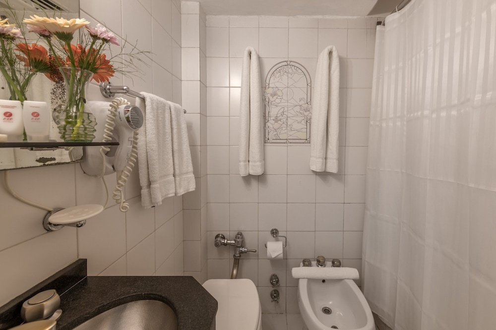 Exe Hotel Colon 75/76