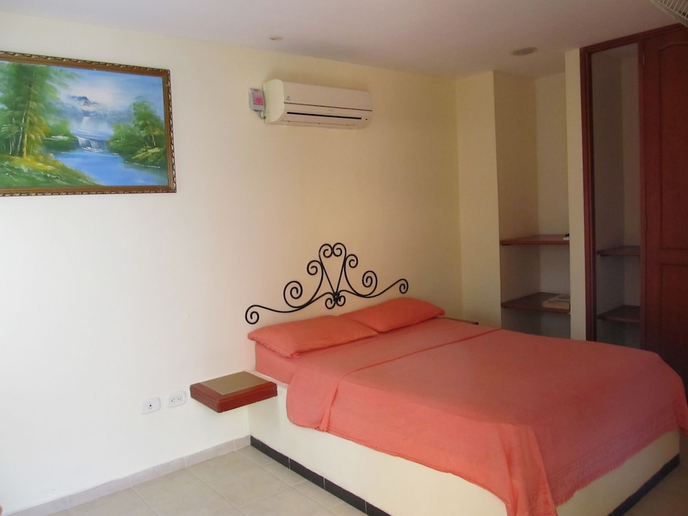 Hostal Solymar 18/42