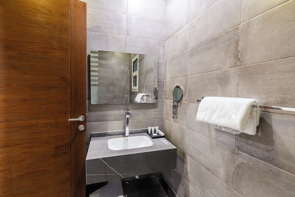 فندق كلاوزر للشقق الفندقية(Clowzer Hotel Apartments) 50/51