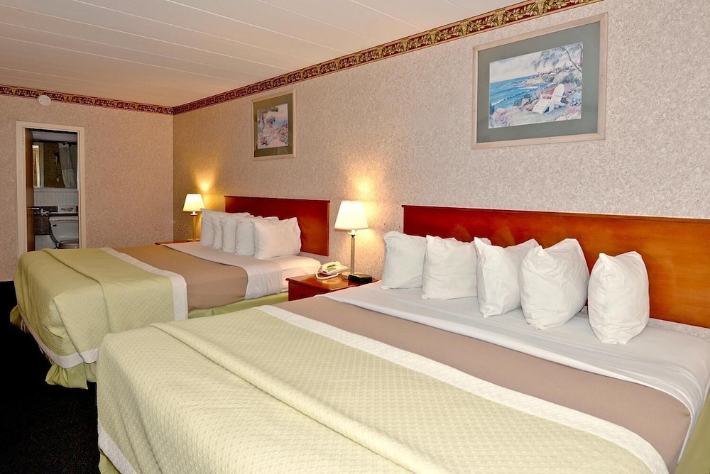 Upgrade, 2 Double Beds