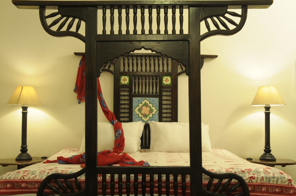 HAVELI INN PAL 23/50