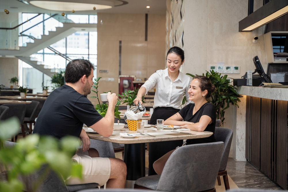 DeLaSea Ha Long Hotel 11/50