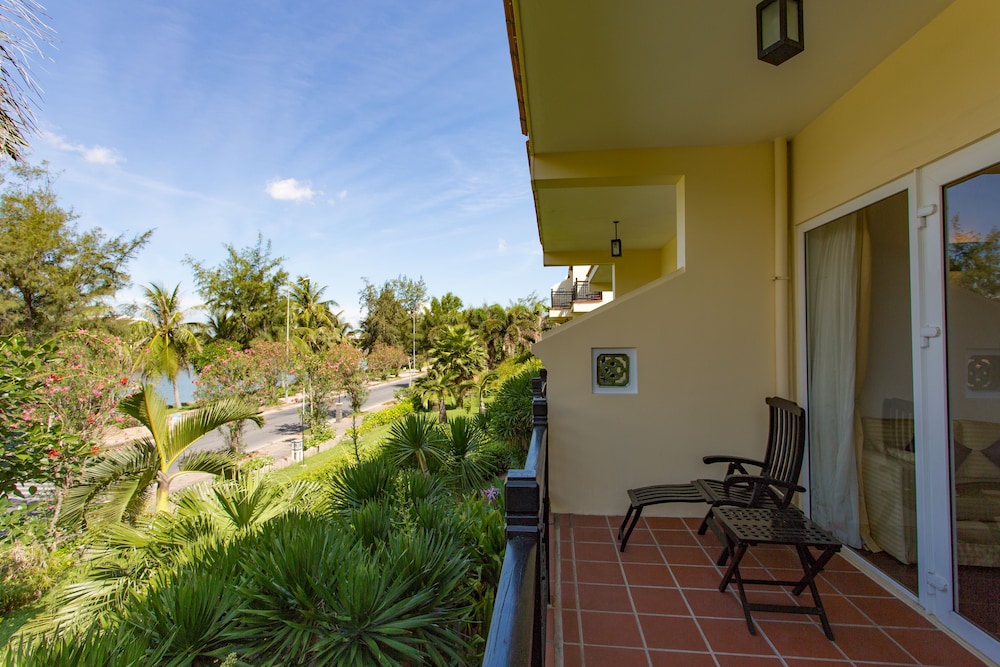 Victoria Hoi An Beach Resort And Spa 10/80