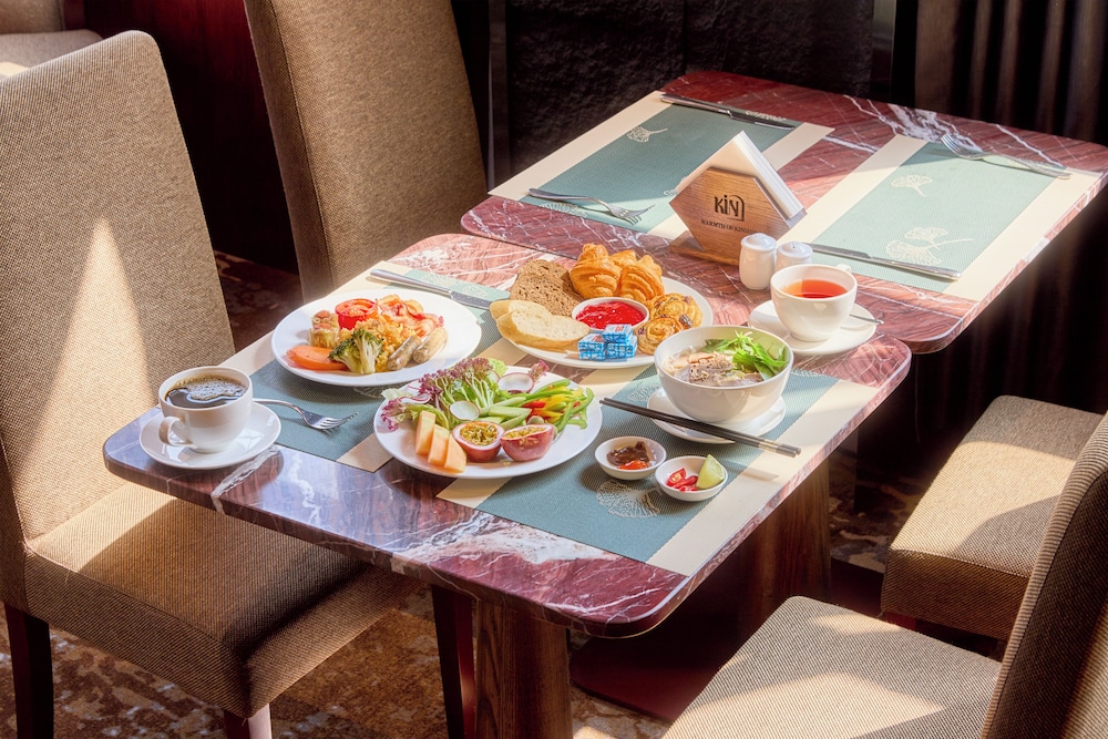 Kin Hotel Ly Tu Trong 31/49
