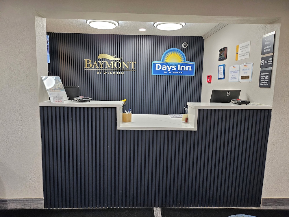 Days Inn by Wyndham Davenport 4/50