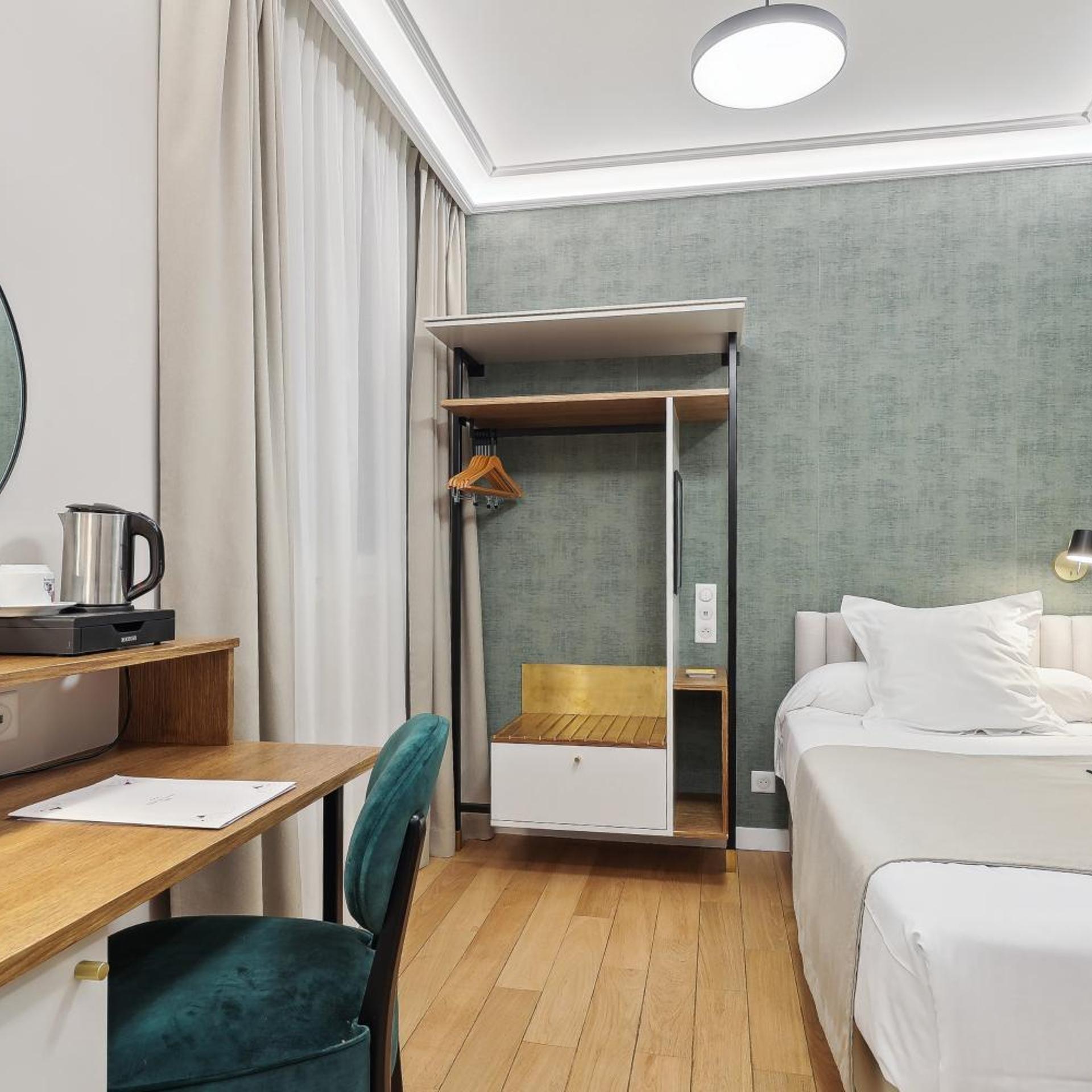 Hotel du Levant Paris 26/44