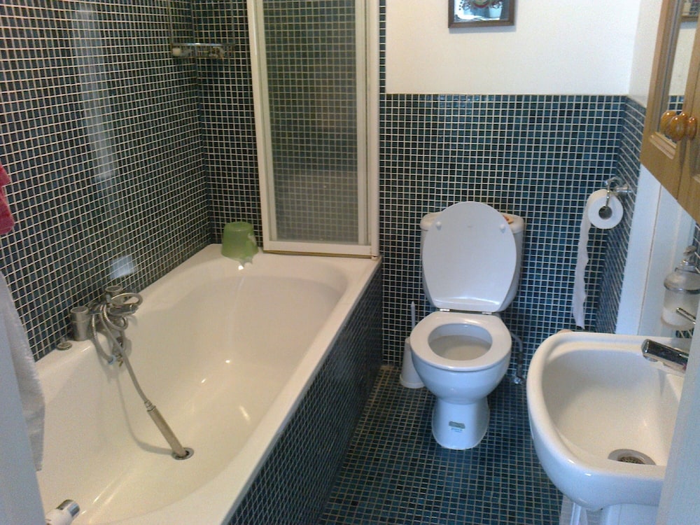 OYO Guest House Ellipse 55/60