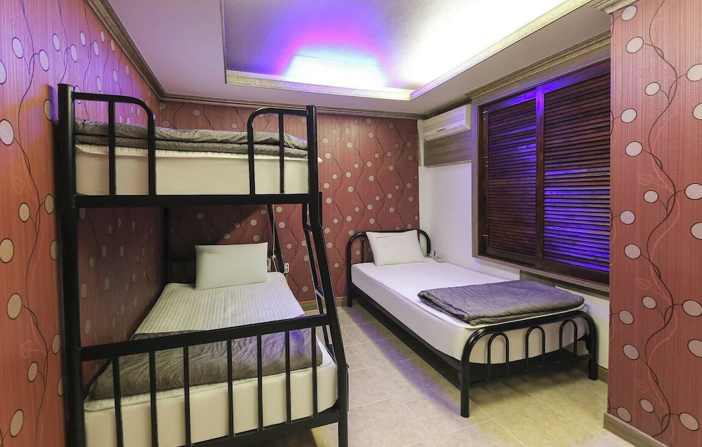 1 Bedroom, Family, Triple, Bunk Bed