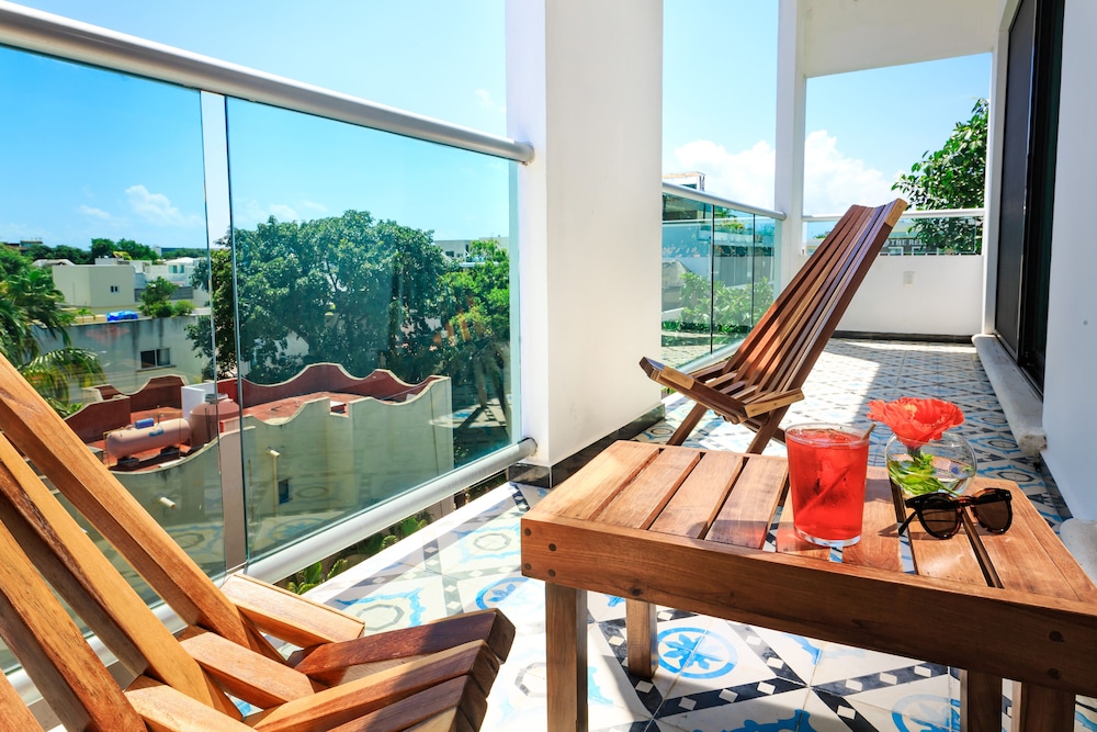 Ame Hotel Boutique & Spa 72/82