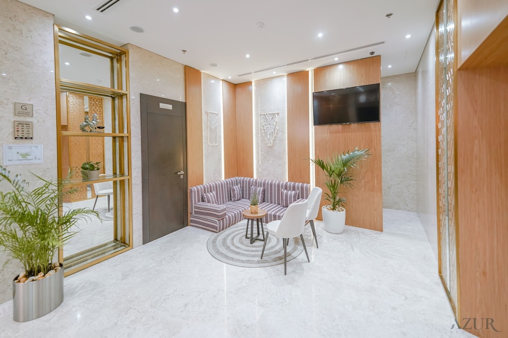 Azur Regency Hotel Apartments 13/43