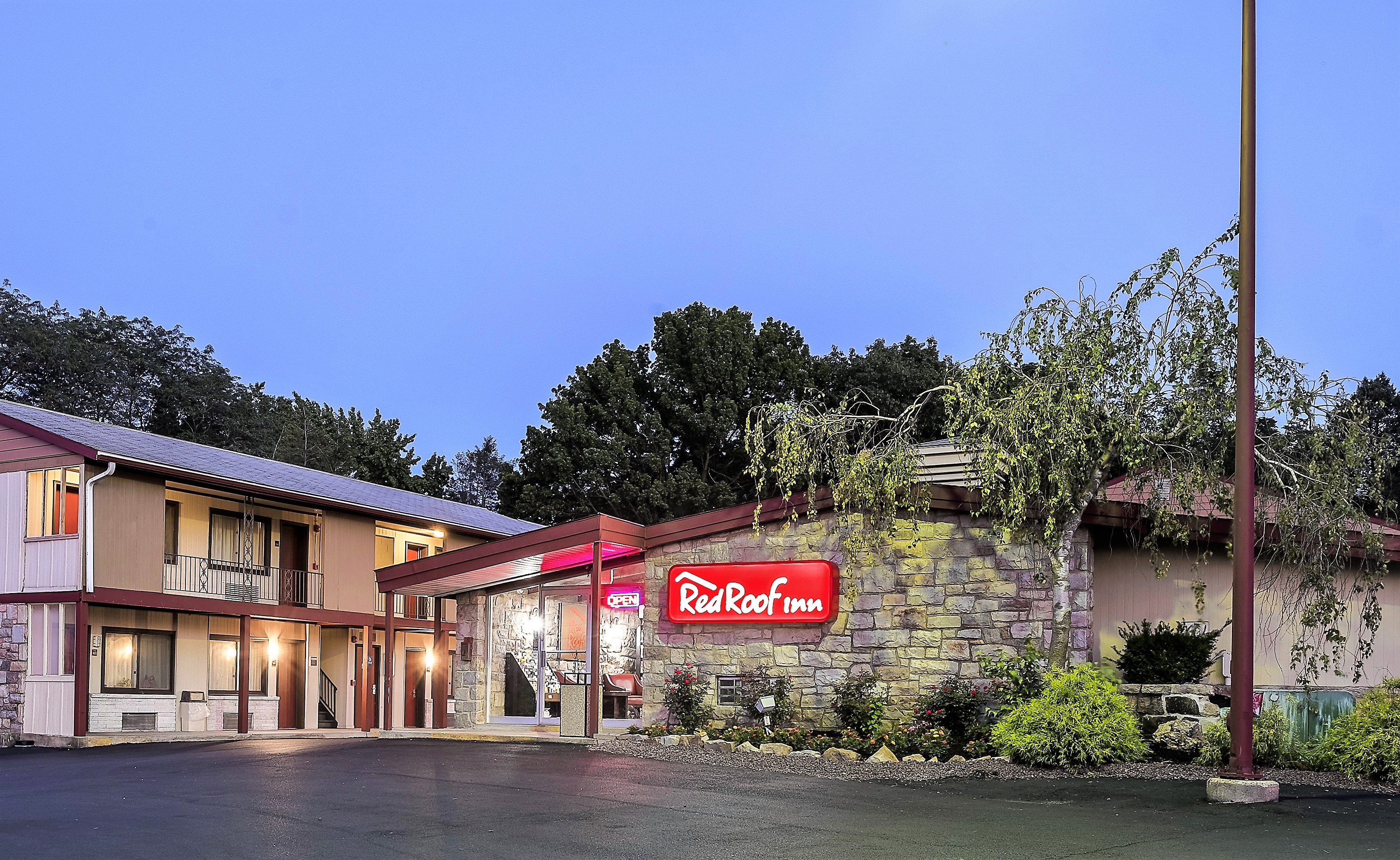 Red Roof Inn Lancaster Strasburg 2/21