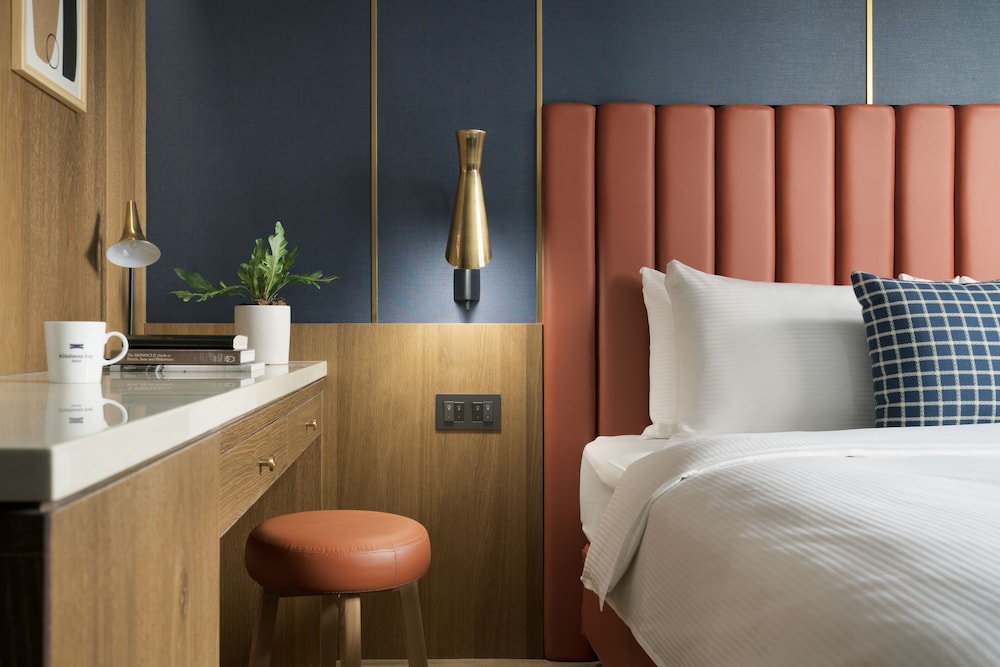 Kindness Day Hotel 20/55