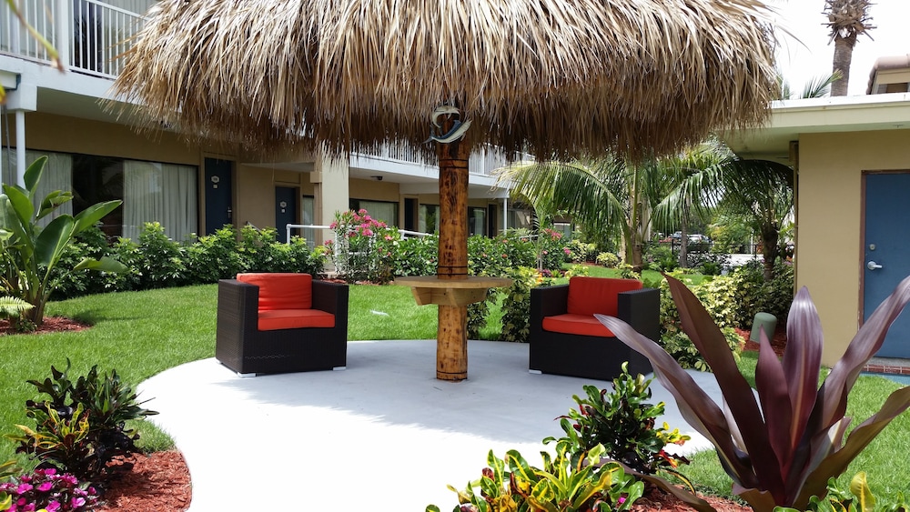 Oceans Beach Resort Suites 60/67