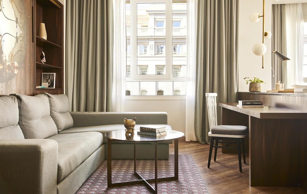 Hyatt Centric Gran Via Madrid 52/72