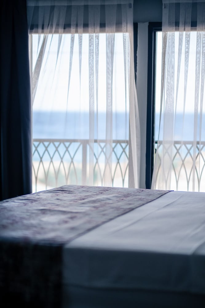 Assos Troy Otel 22/50