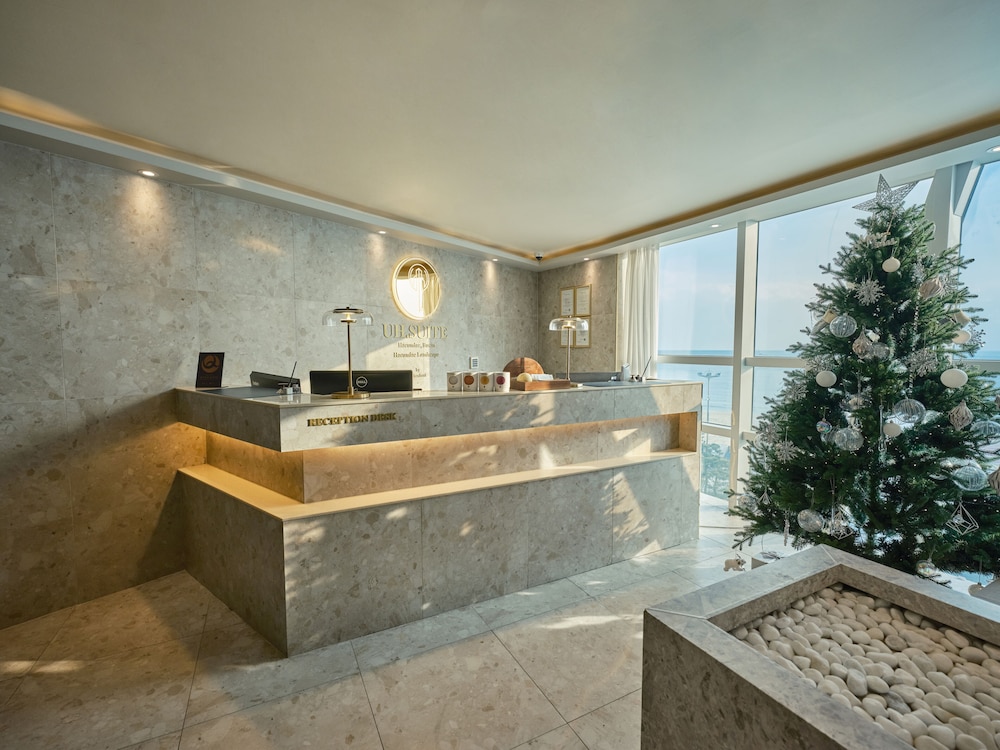 UH Suite The Haeundae 6/64